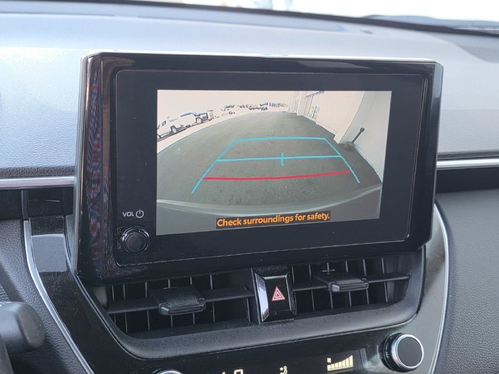 2024 Toyota Corolla Cross LE