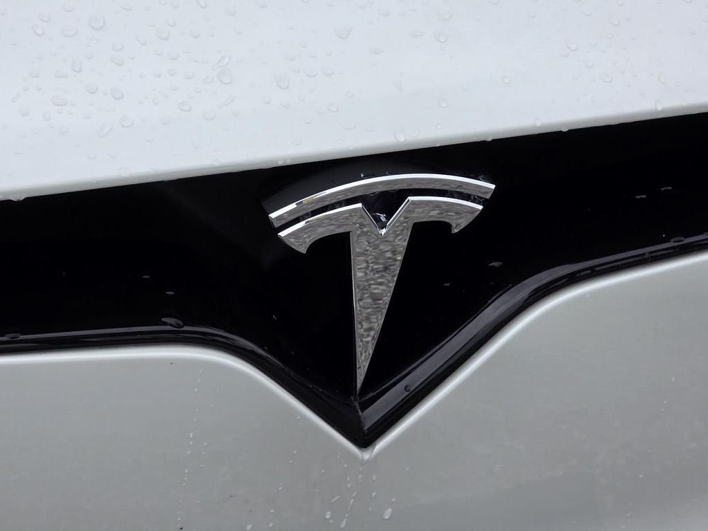 2022 Tesla Model X Plaid