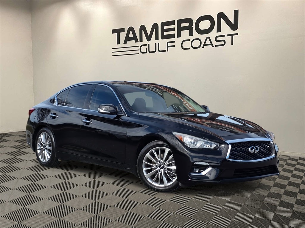 2022 INFINITI Q50 LUXE