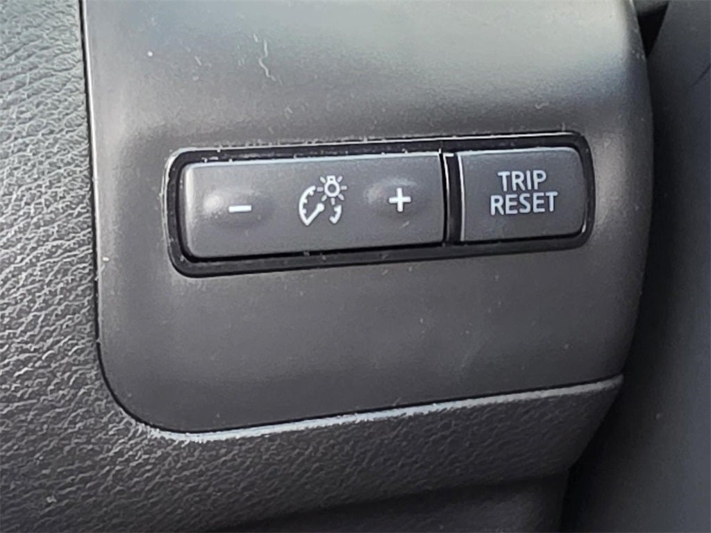 2022 INFINITI Q50 LUXE