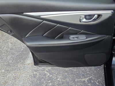 2022 INFINITI Q50 LUXE