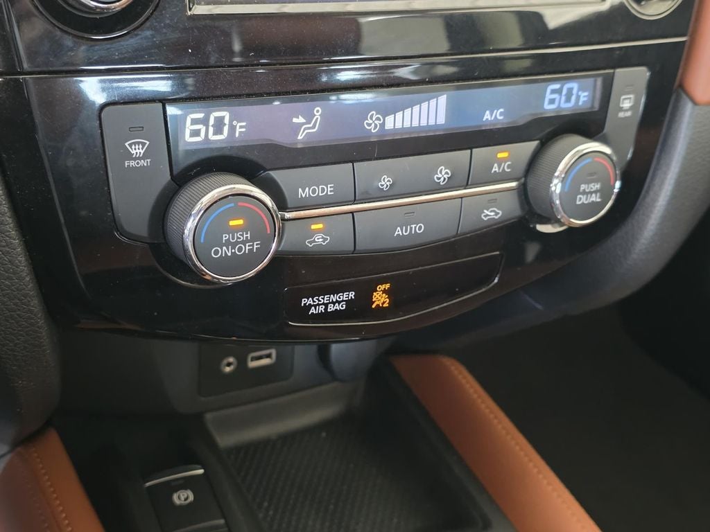 2018 Nissan Rogue SL Premieum Package