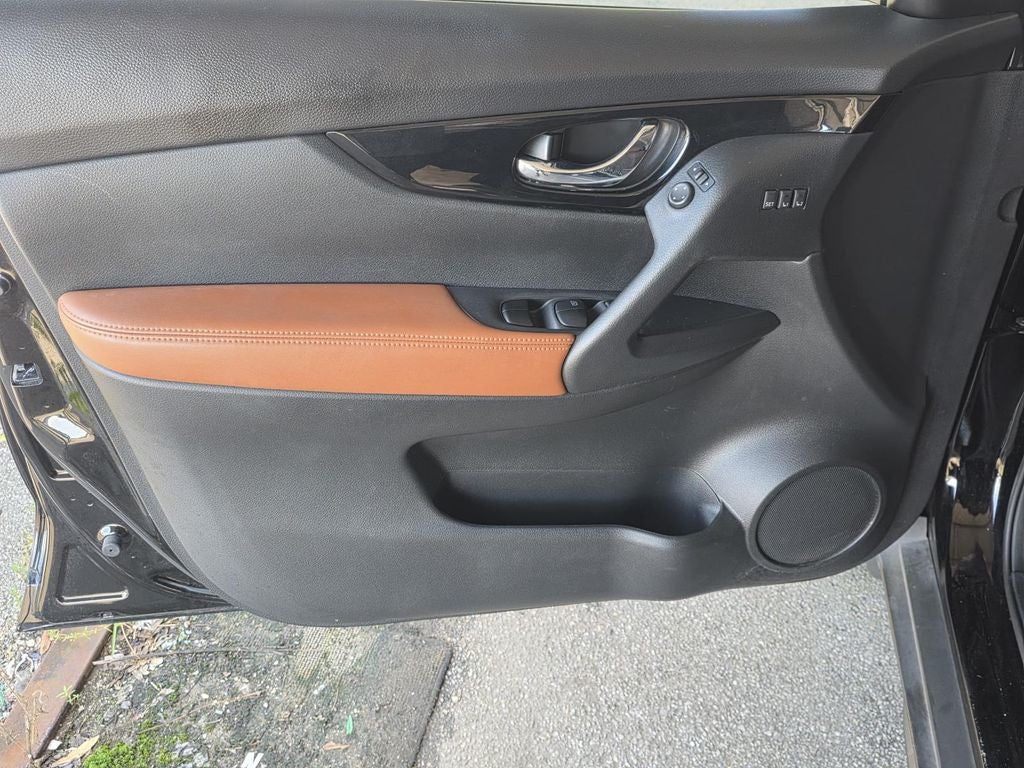 2018 Nissan Rogue SL Premieum Package