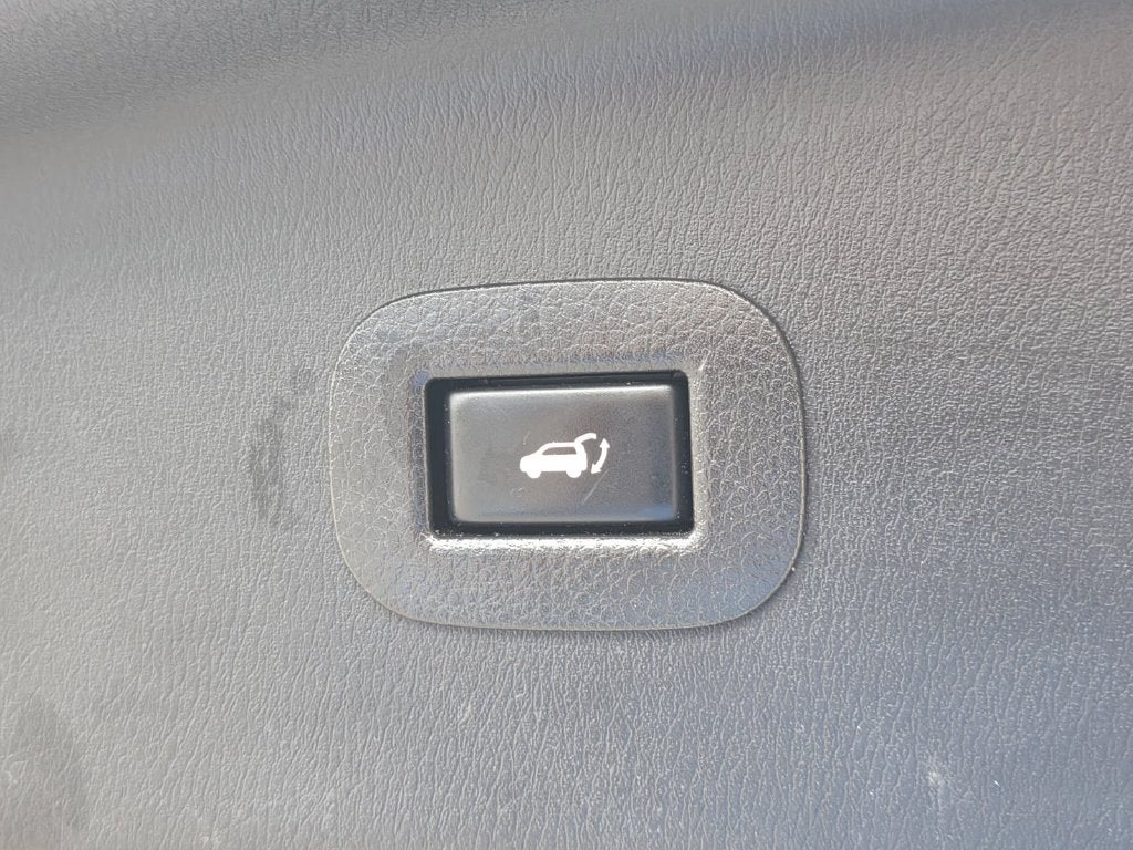 2020 Nissan Armada SV