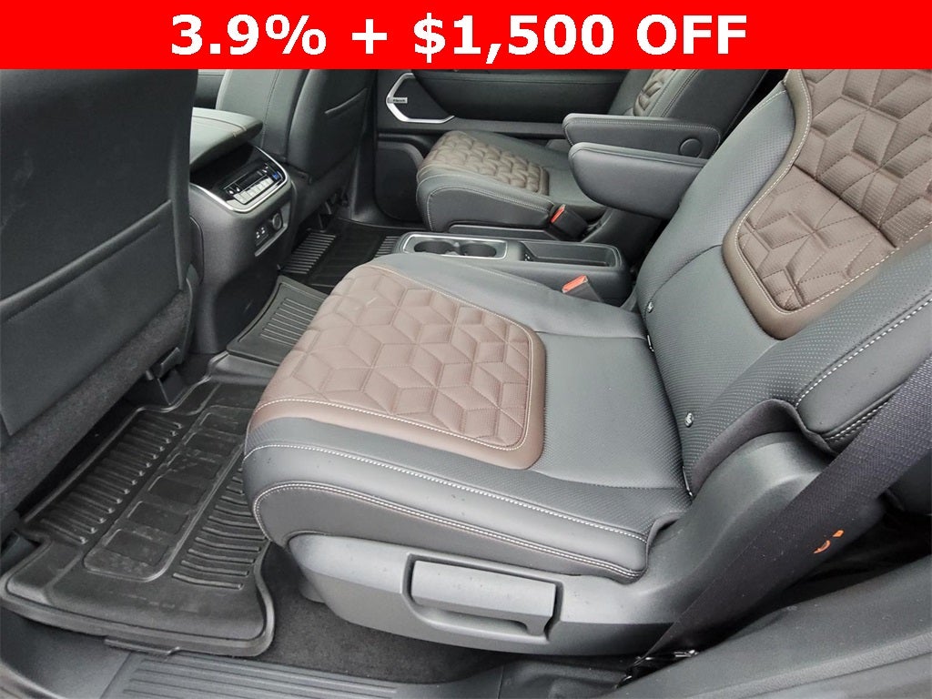 2025 Nissan Armada Platinum