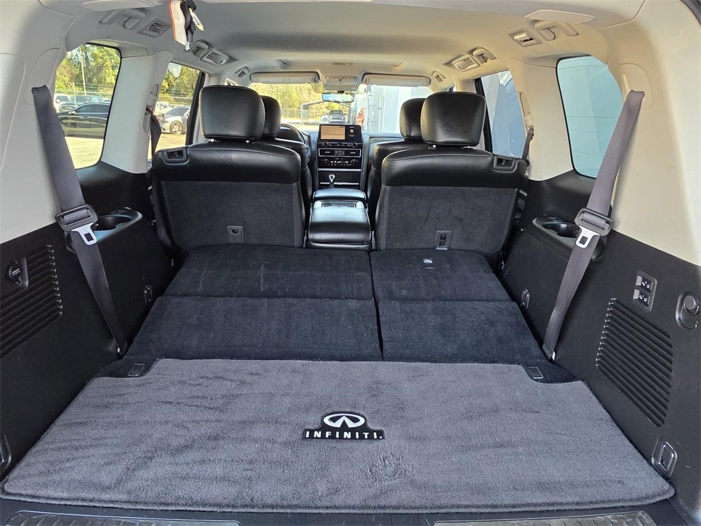 2023 INFINITI QX80 LUXE