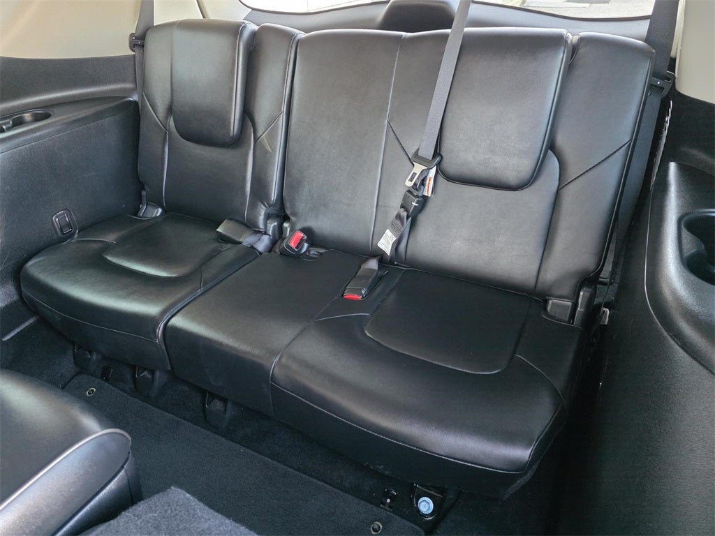 2023 INFINITI QX80 LUXE