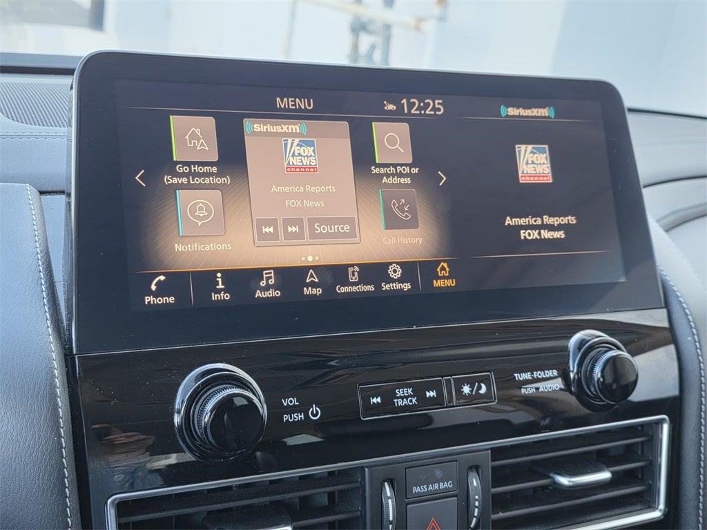 2023 INFINITI QX80 LUXE