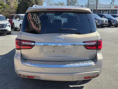 2023 INFINITI QX80 LUXE