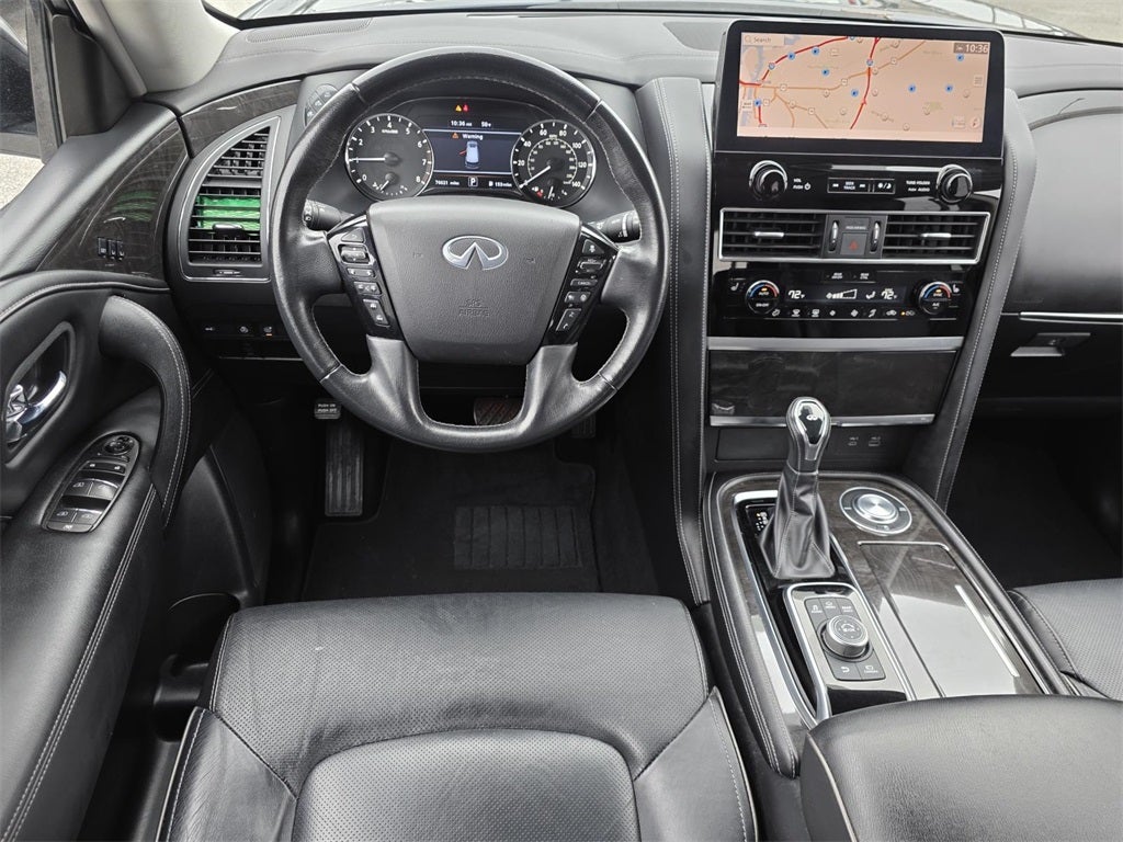 2024 INFINITI QX80 LUXE