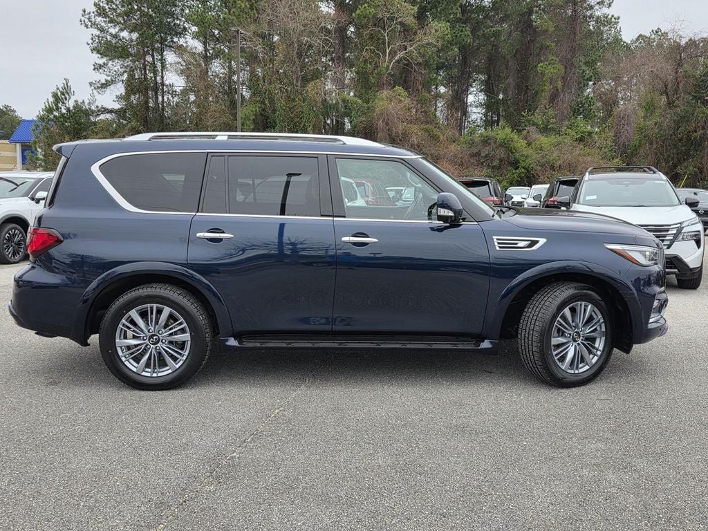 2024 INFINITI QX80 LUXE