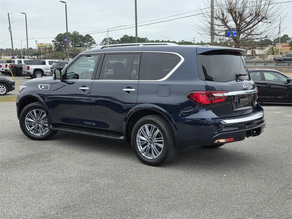 2024 INFINITI QX80 LUXE