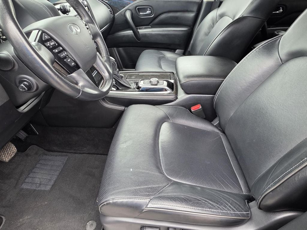 2024 INFINITI QX80 LUXE