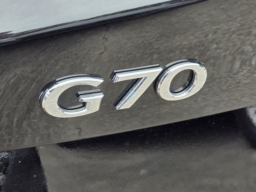 2021 Genesis G70 2.0T