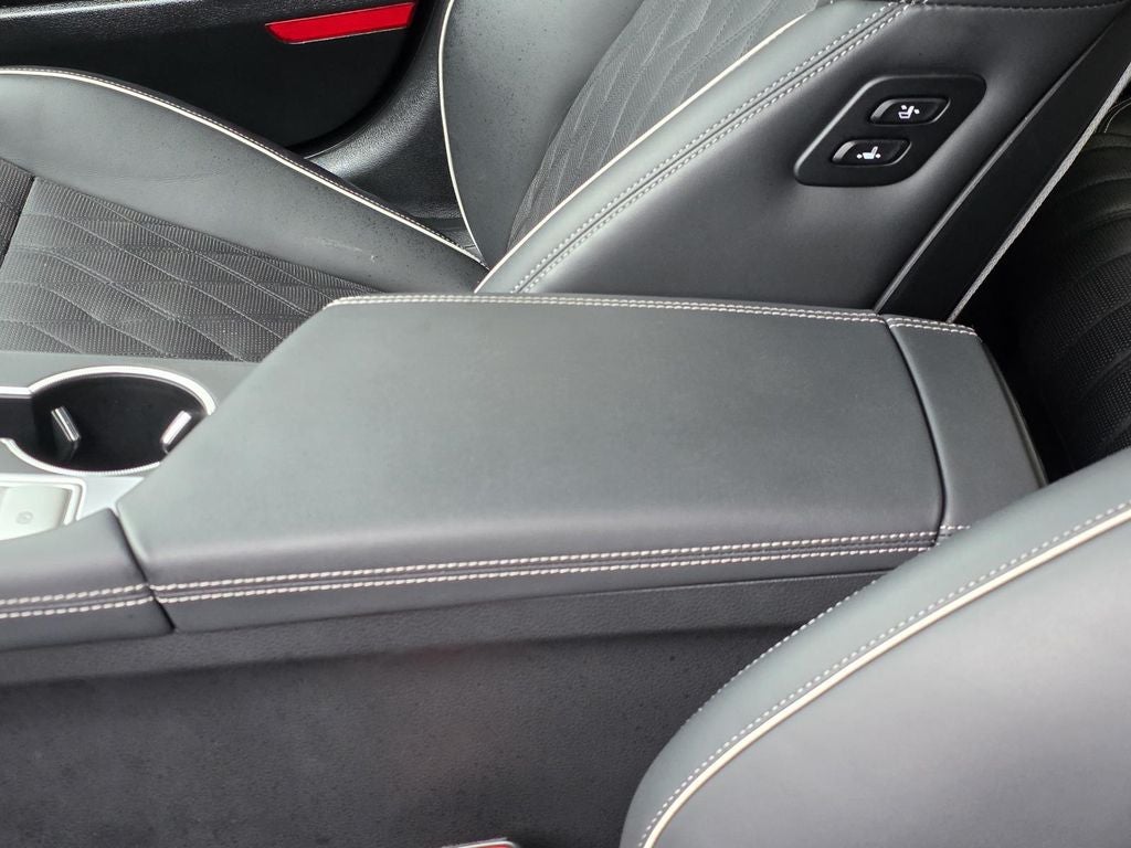 2021 Genesis G70 2.0T