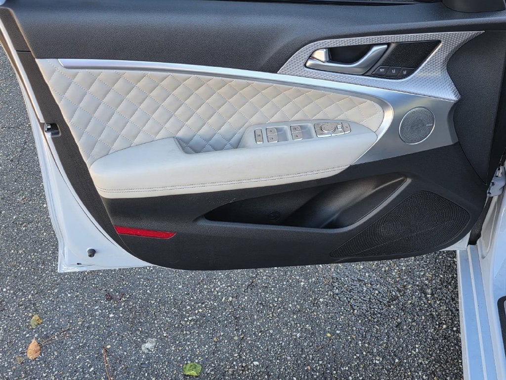 2023 Genesis G70 3.3T