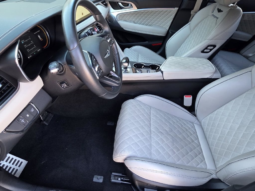 2023 Genesis G70 3.3T