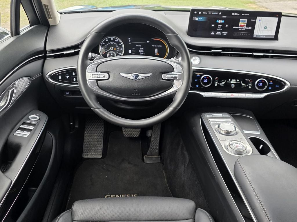 2025 Genesis GV70 2.5T