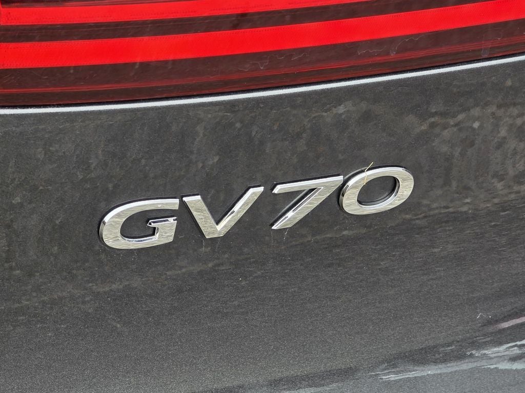 2025 Genesis GV70 2.5T