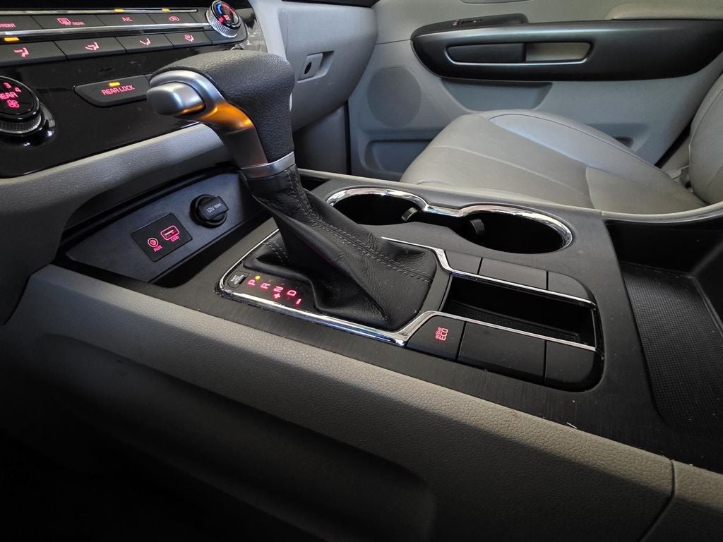 2020 Kia Sedona L