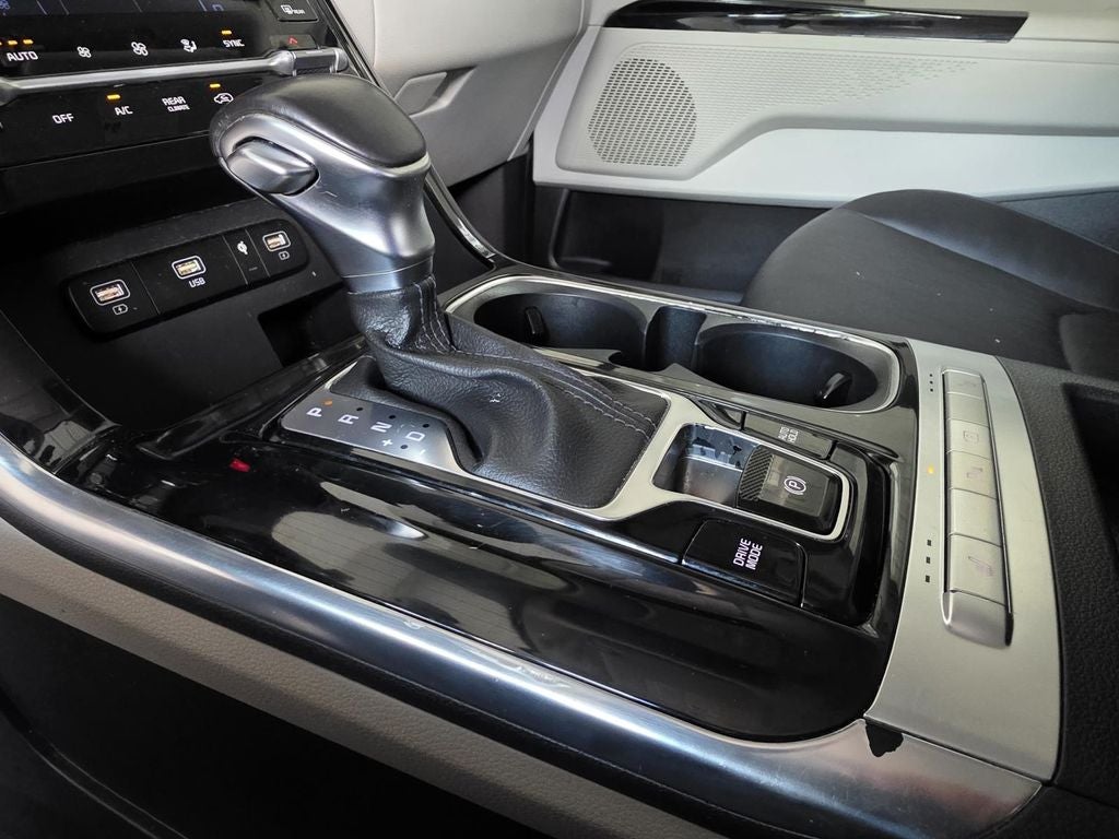 2022 Kia Carnival EX