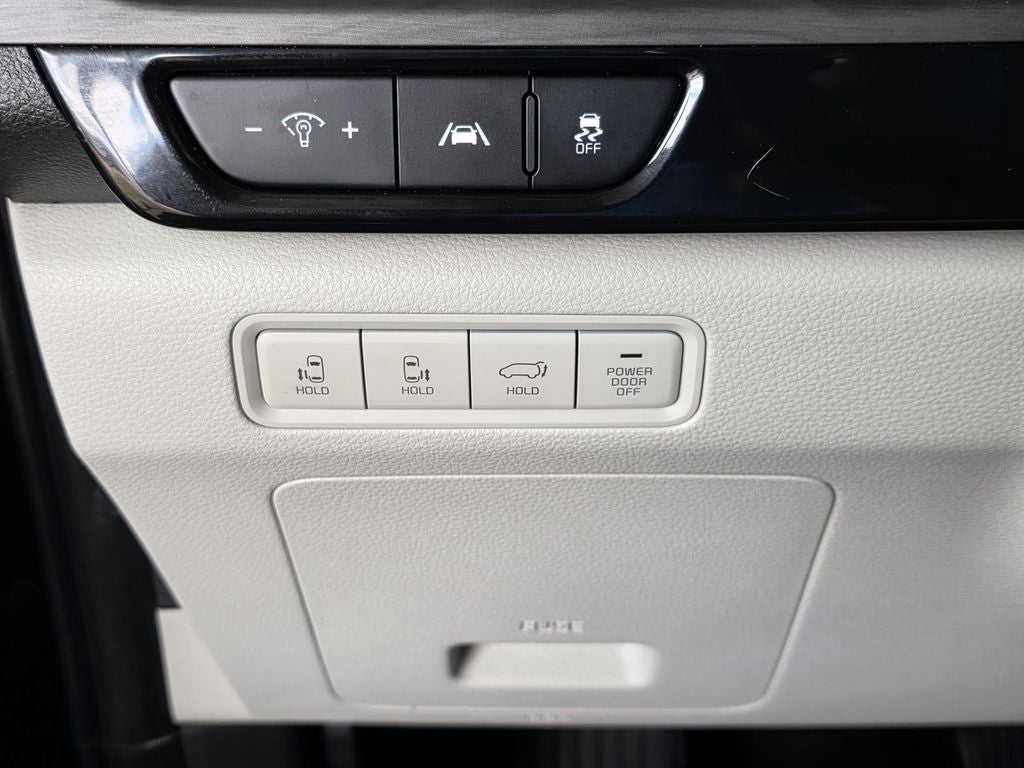 2022 Kia Carnival EX