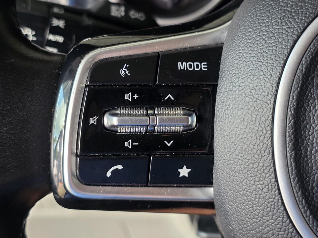 2022 Kia Carnival EX