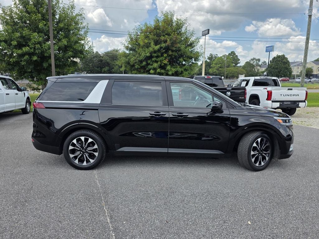2022 Kia Carnival EX