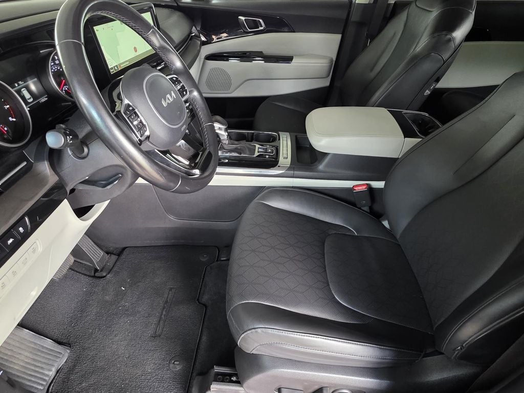 2022 Kia Carnival EX
