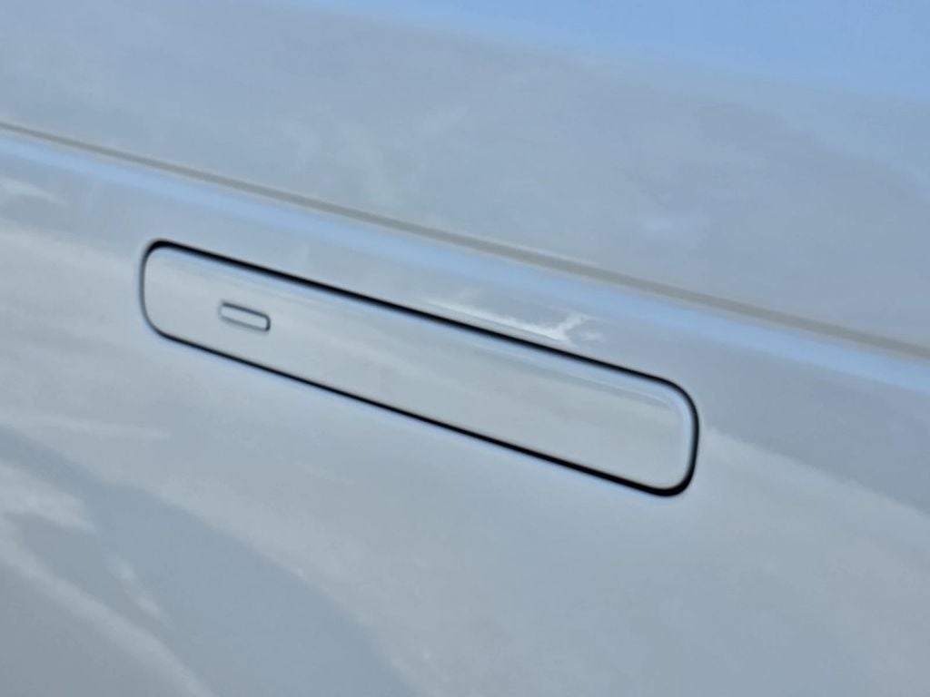 2025 Land Rover Range Rover Velar Dynamic SE