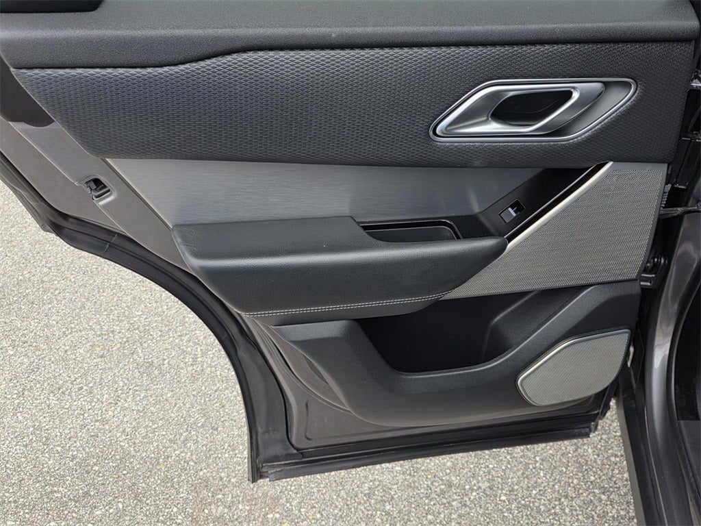 2018 Land Rover Range Rover Velar SE R-Dynamic