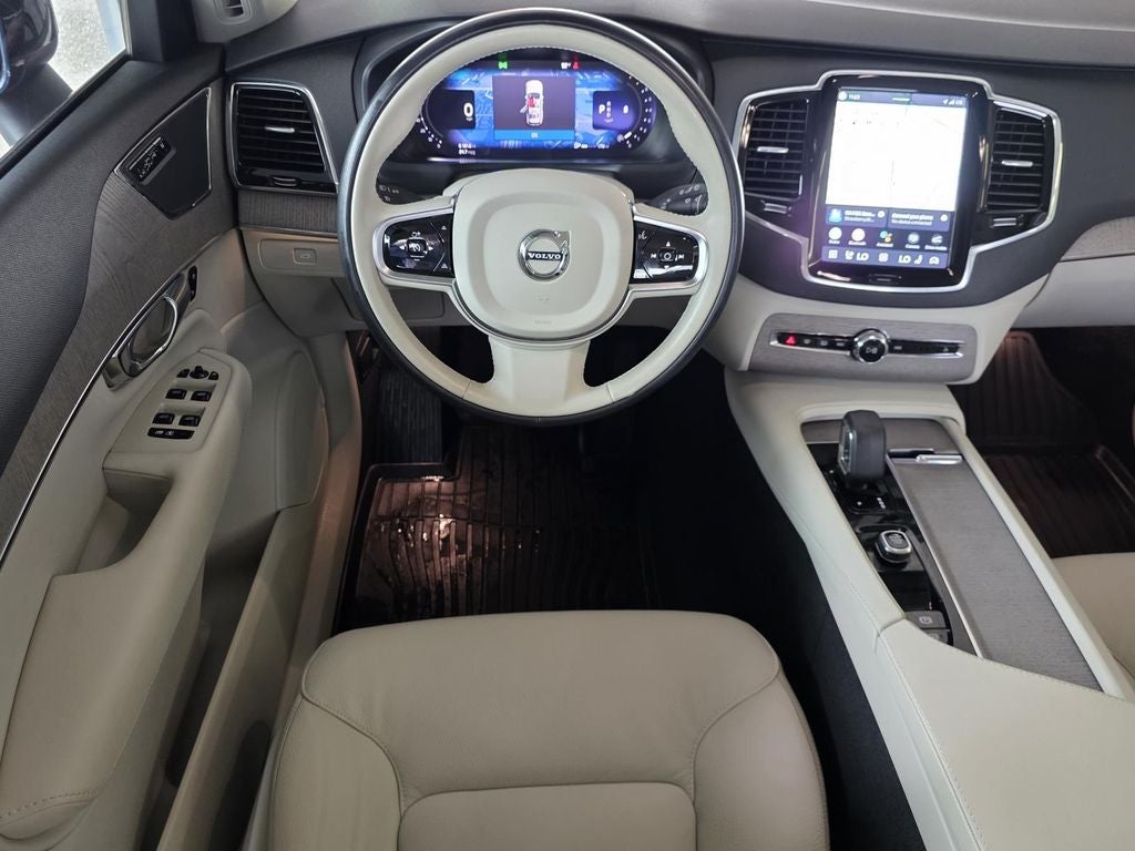 2024 Volvo XC90 B6 Plus Bright Theme