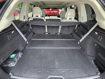 2024 Volvo XC90 B6 Plus Bright Theme
