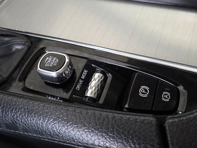 2018 Volvo XC90 T5 Momentum