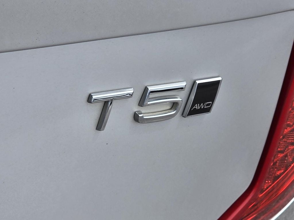 2018 Volvo XC90 T5 Momentum