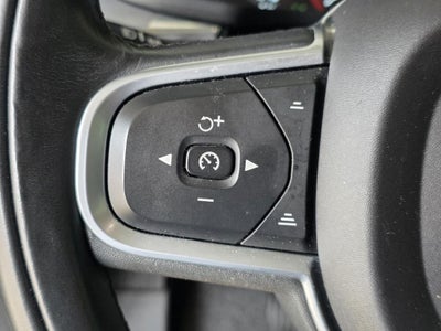 2019 Volvo XC60 T6 Momentum
