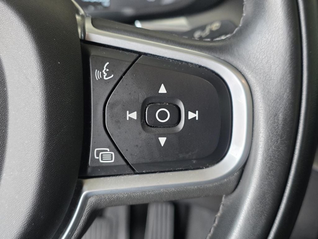 2019 Volvo XC60 T6 Momentum