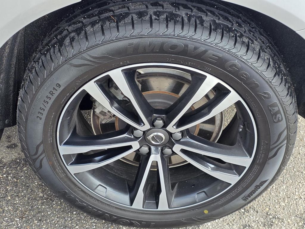 2019 Volvo XC60 T6 Momentum