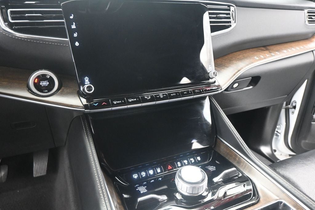 2024 Jeep Grand Wagoneer L Base