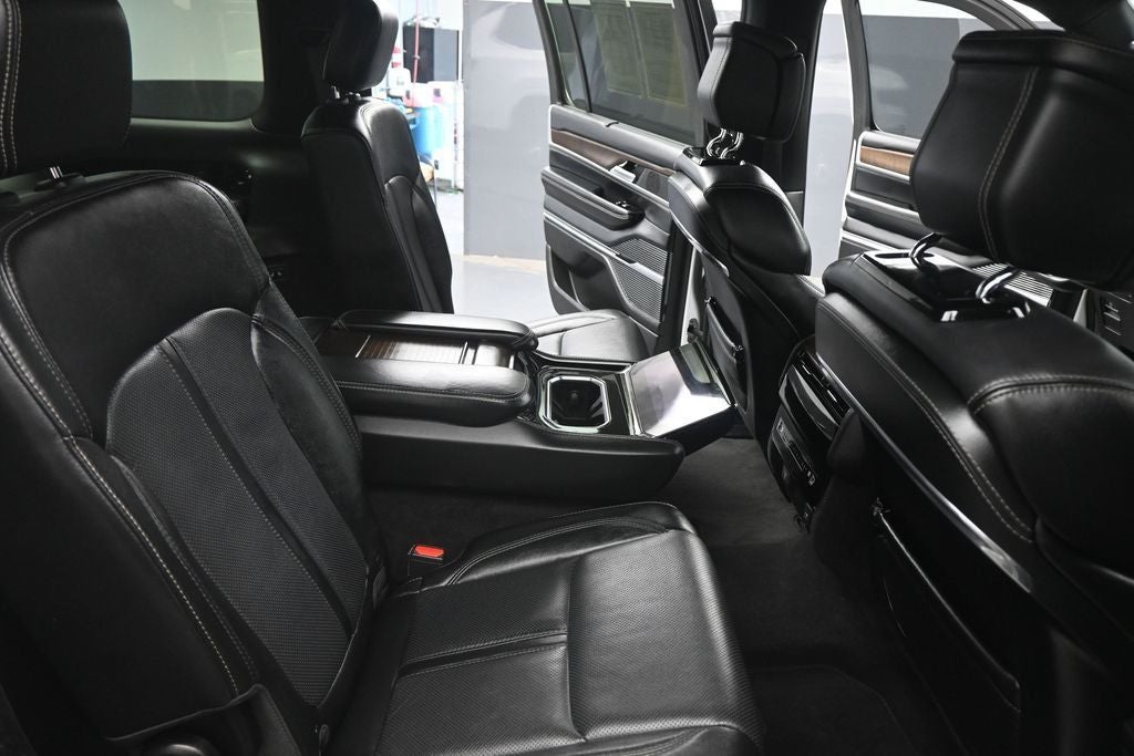 2024 Jeep Grand Wagoneer L Base