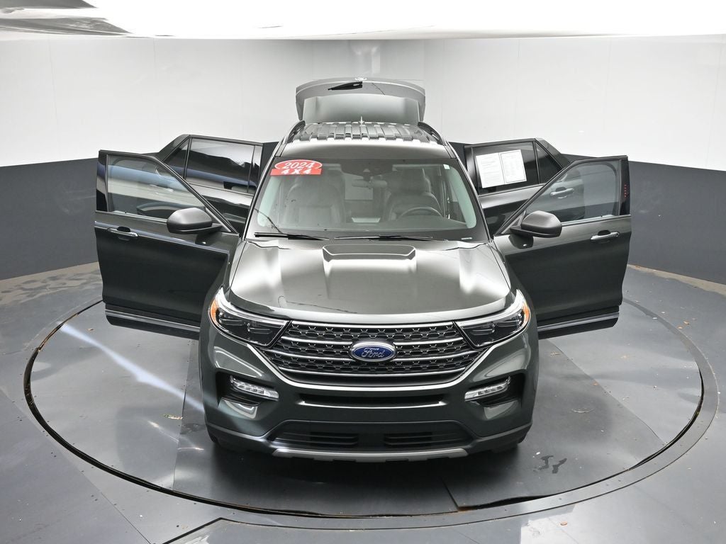 2024 Ford Explorer XLT