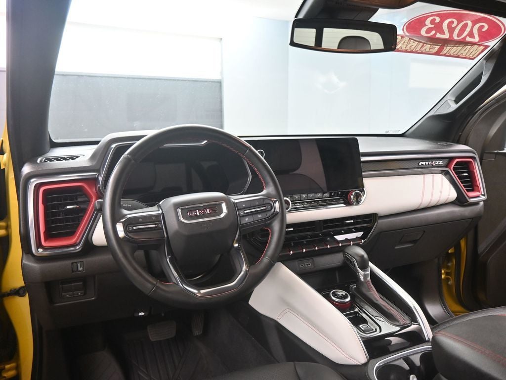 2023 GMC Canyon AT4X