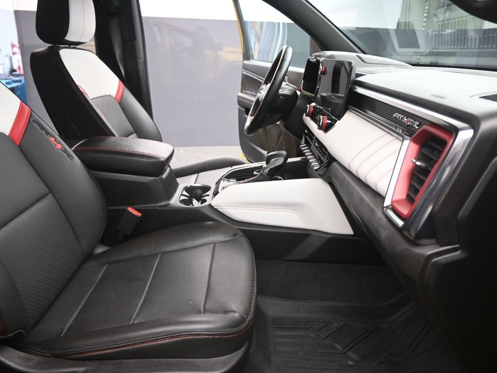 2023 GMC Canyon AT4X