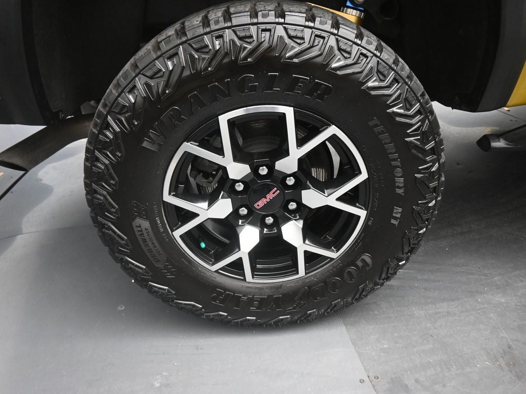 2023 GMC Canyon AT4X