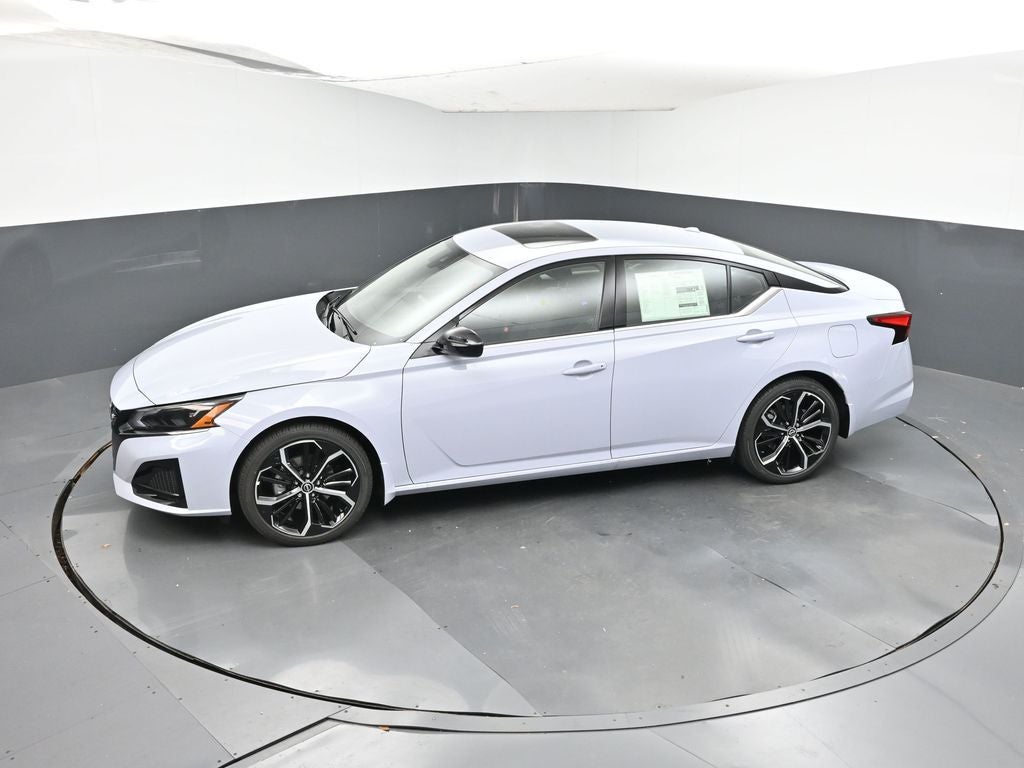 2025 Nissan Altima 2.5 SR