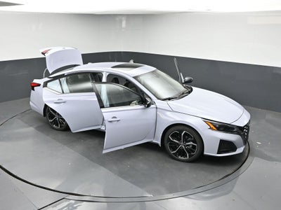 2025 Nissan Altima 2.5 SR