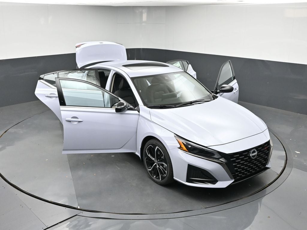 2025 Nissan Altima 2.5 SR