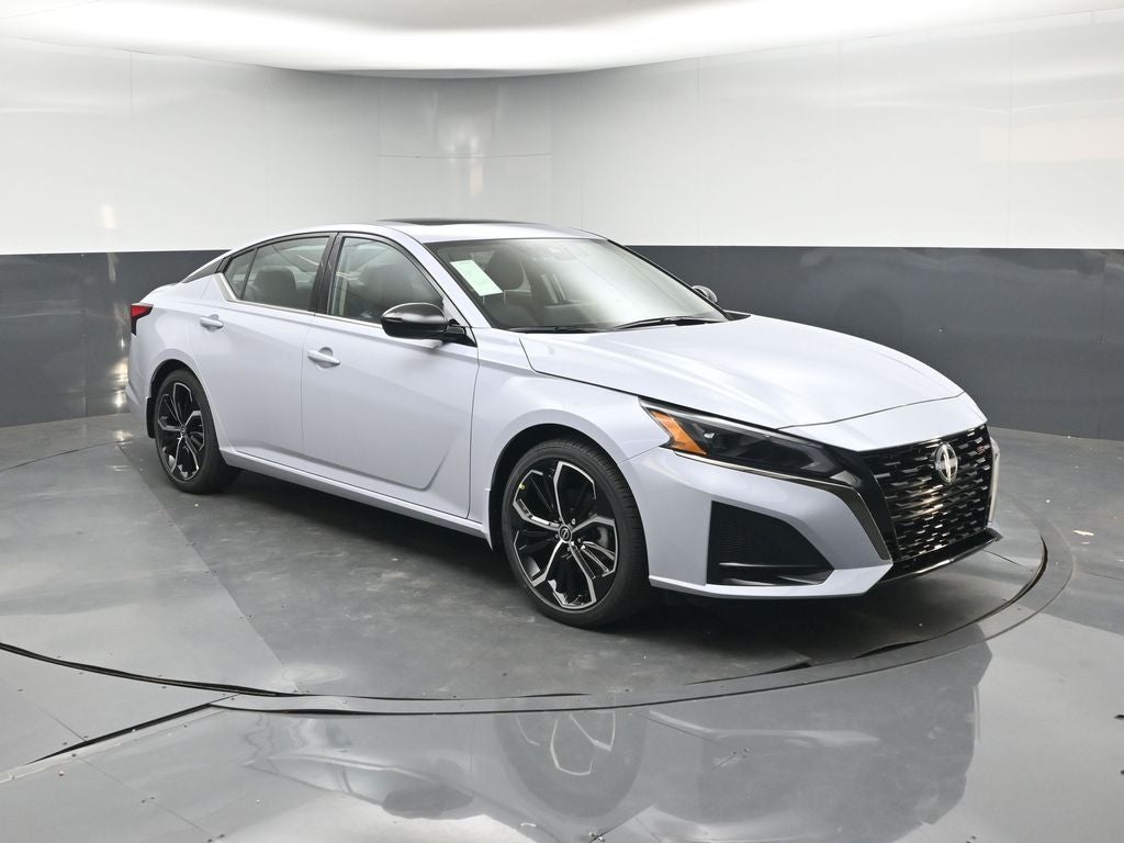 2025 Nissan Altima 2.5 SR