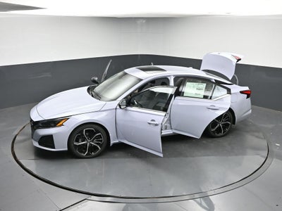 2025 Nissan Altima 2.5 SR