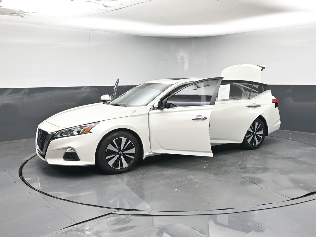 2022 Nissan Altima 2.5 SV